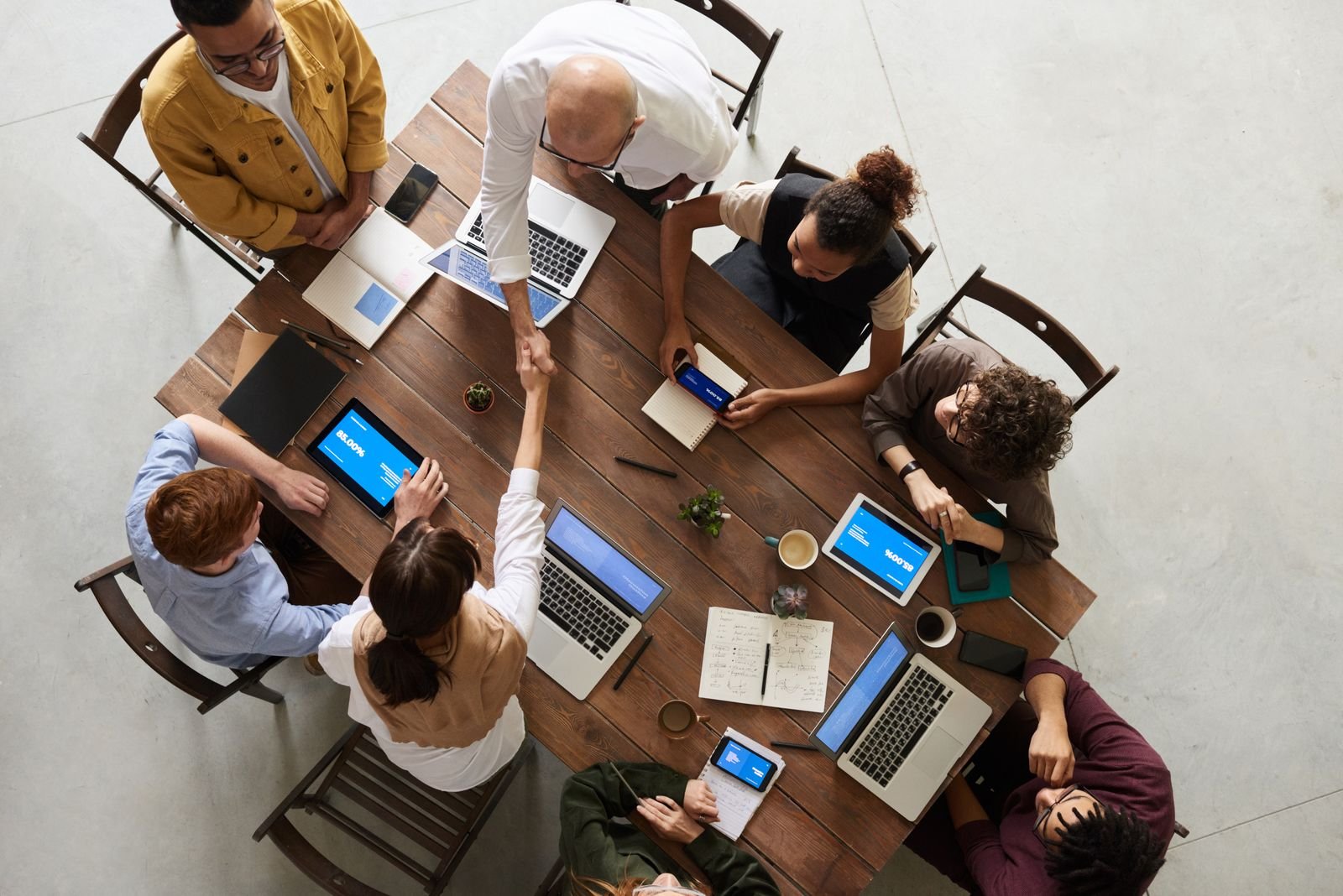 Début de collaboration